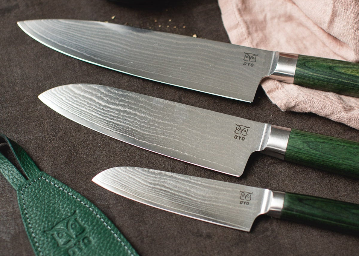 Skarvet santoku grønnsakskniv, grønn