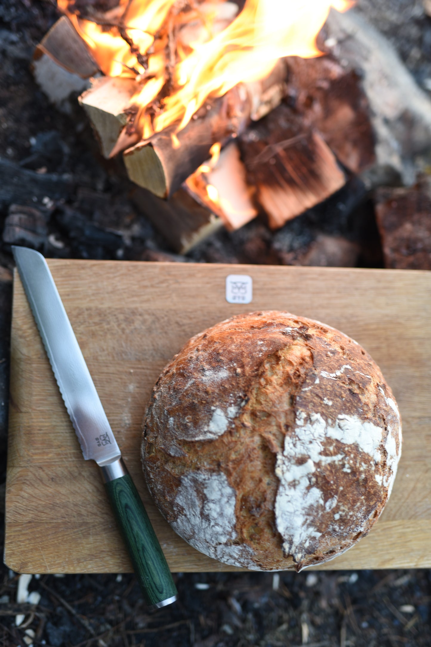 Skarvet brødkniv 20 cm, grønn