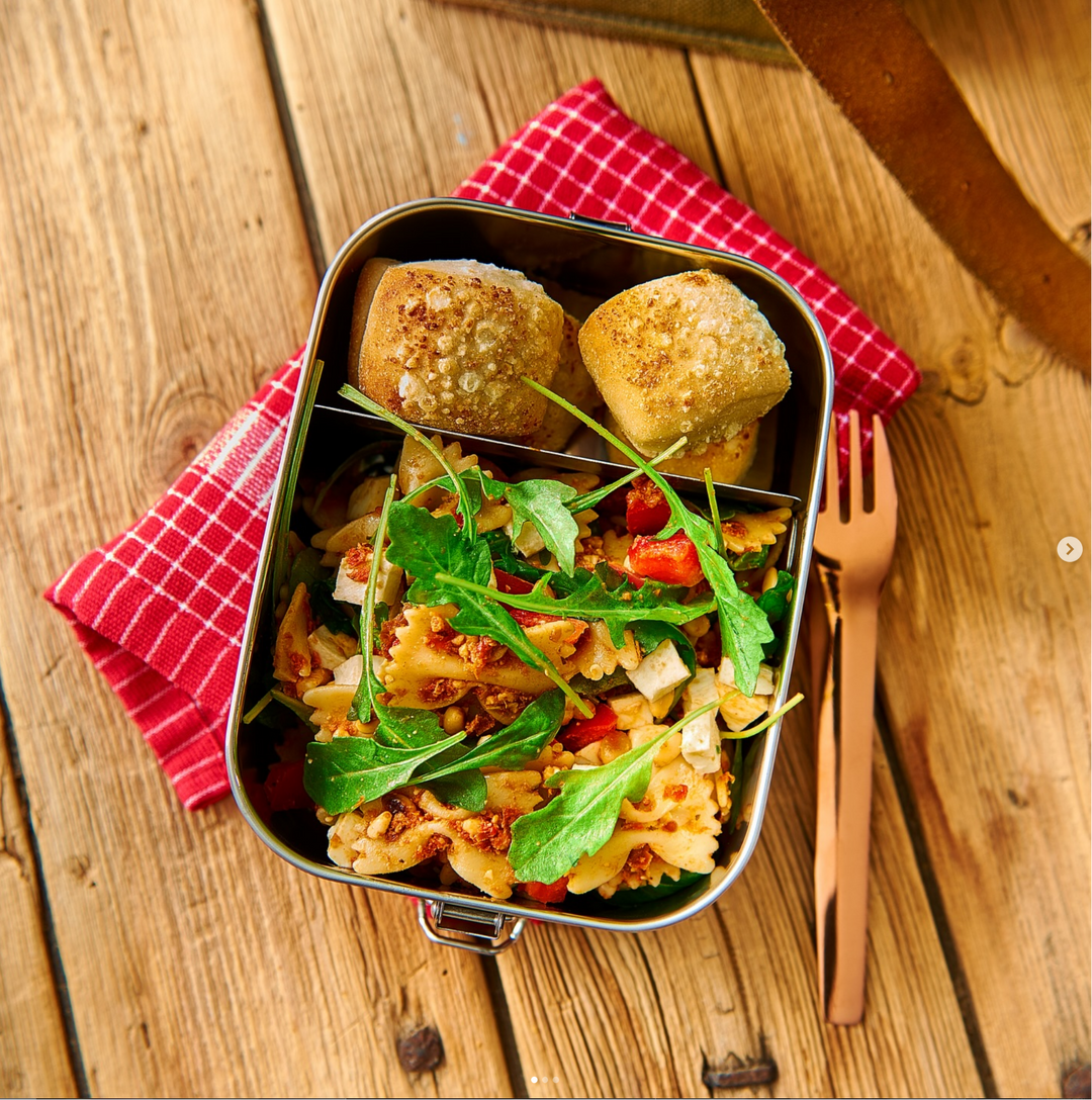 Matboks i rustfritt stål med vippelås, 1,4 liter